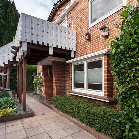 Rosenstrasse 1b Groemitz